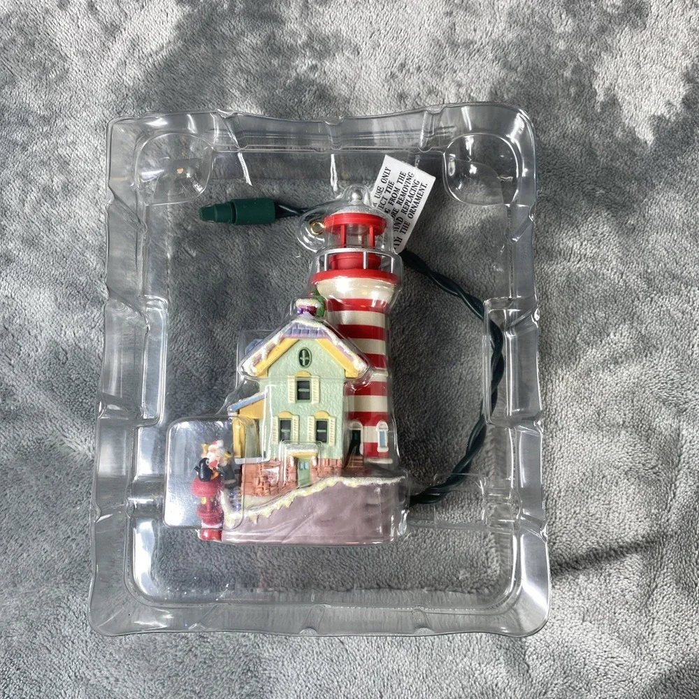 Hallmark Keepsake Lighthouse Greetings 2006 #10 Magic Light Ornament Christmas